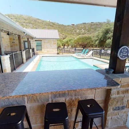 Heartstone Lodge Concan Exterior foto